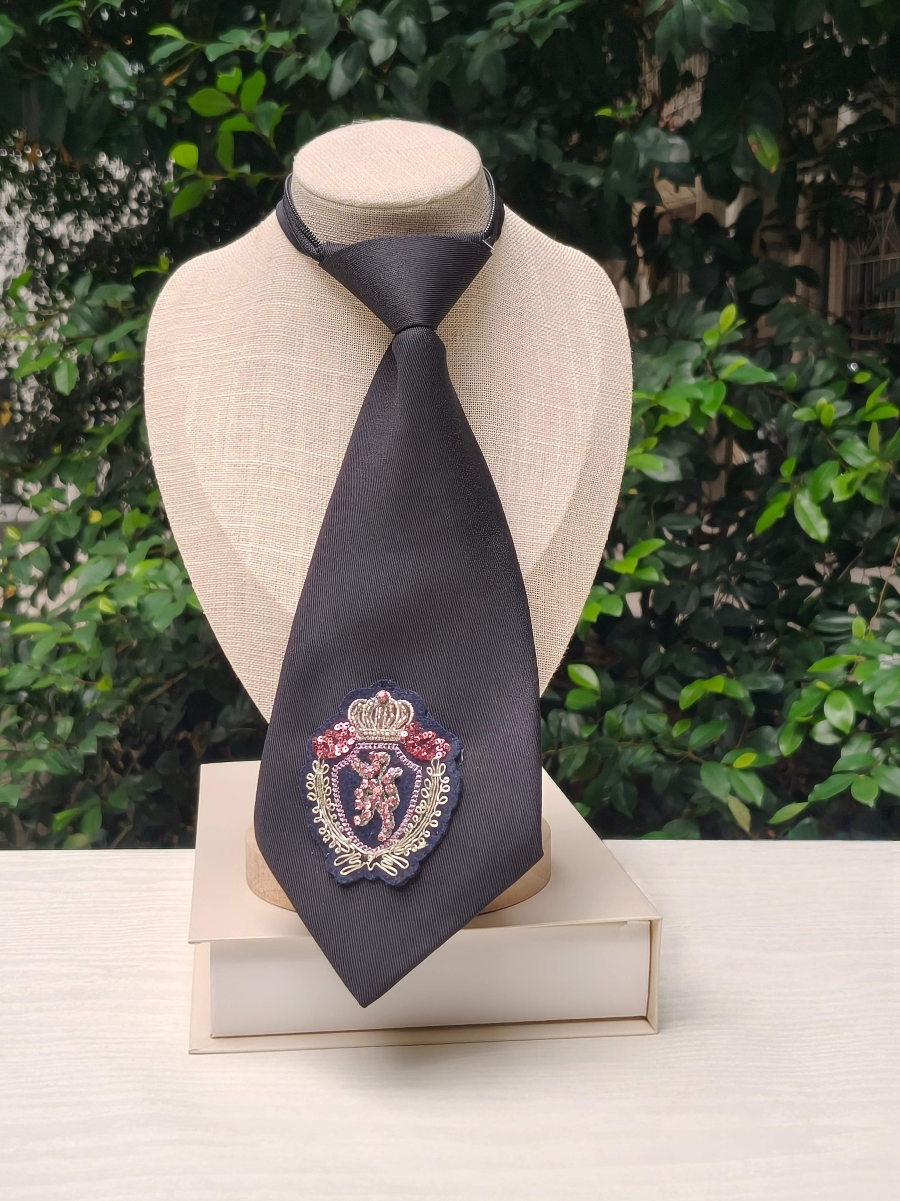 High-End Crown Badge Black Tie - High End Men'S Formal Wear 리뷰 및 가격